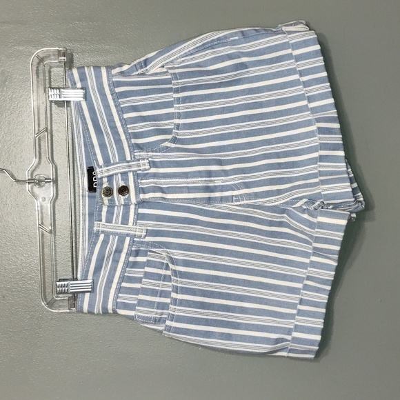 BDG Urban Outfitters Women's 6 Blue White Striped High Waisted Cuffed Shorts - Picture 1 of 8